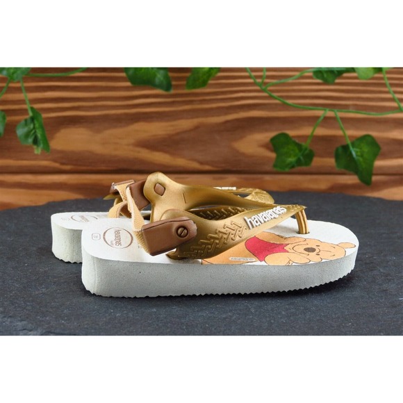 Havaianas Toddler Girls 6 Medium Gold Flip Flop Synthetic - Picture 3 of 5